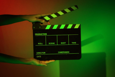 Technische Parallelen in der audiovisuellen Gestaltung beider Medien